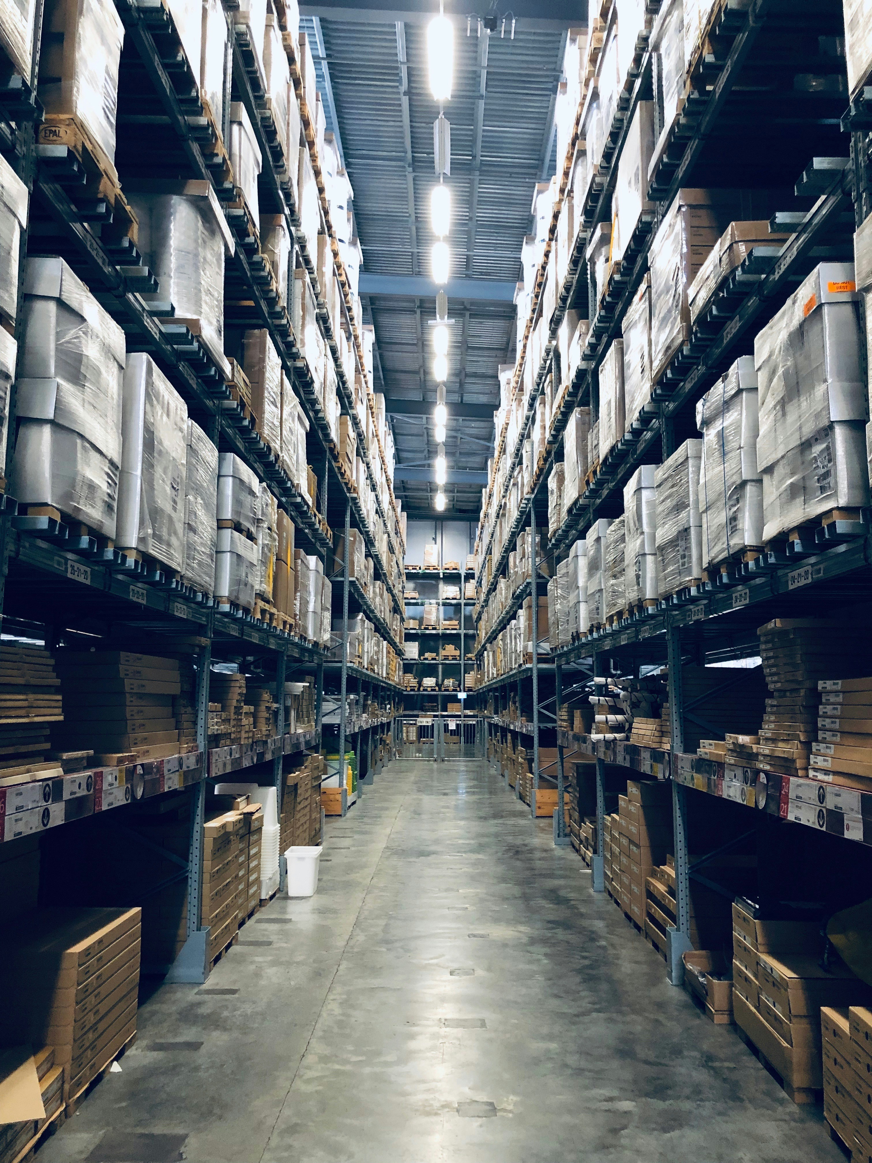 Inventory-aware product pages